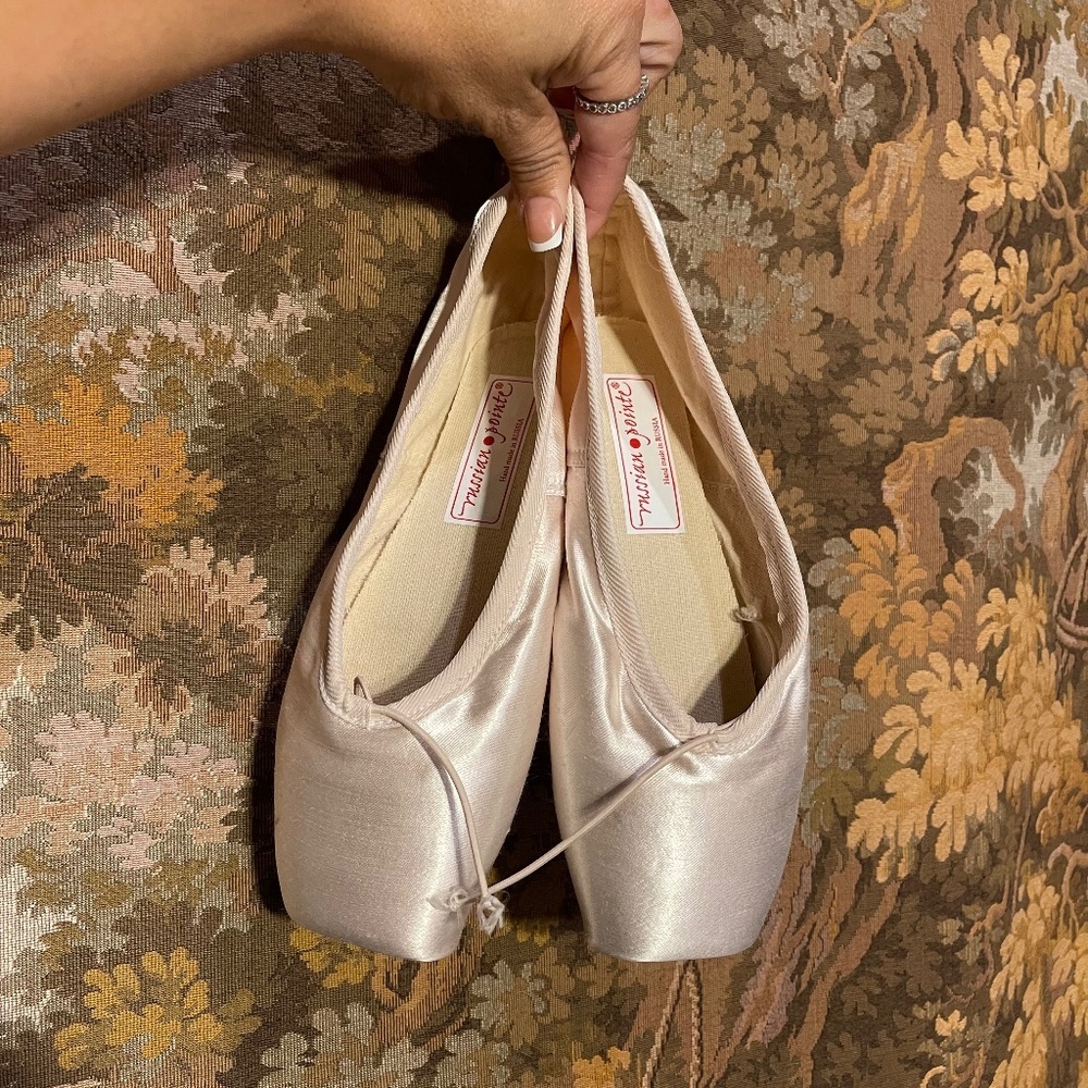 Pink silk Ballet flats